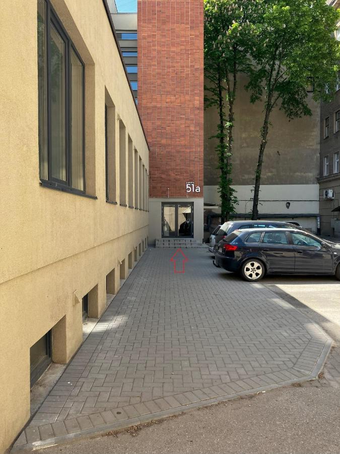 Ingos Laisves Al. Apartamentai Каунас Екстер'єр фото